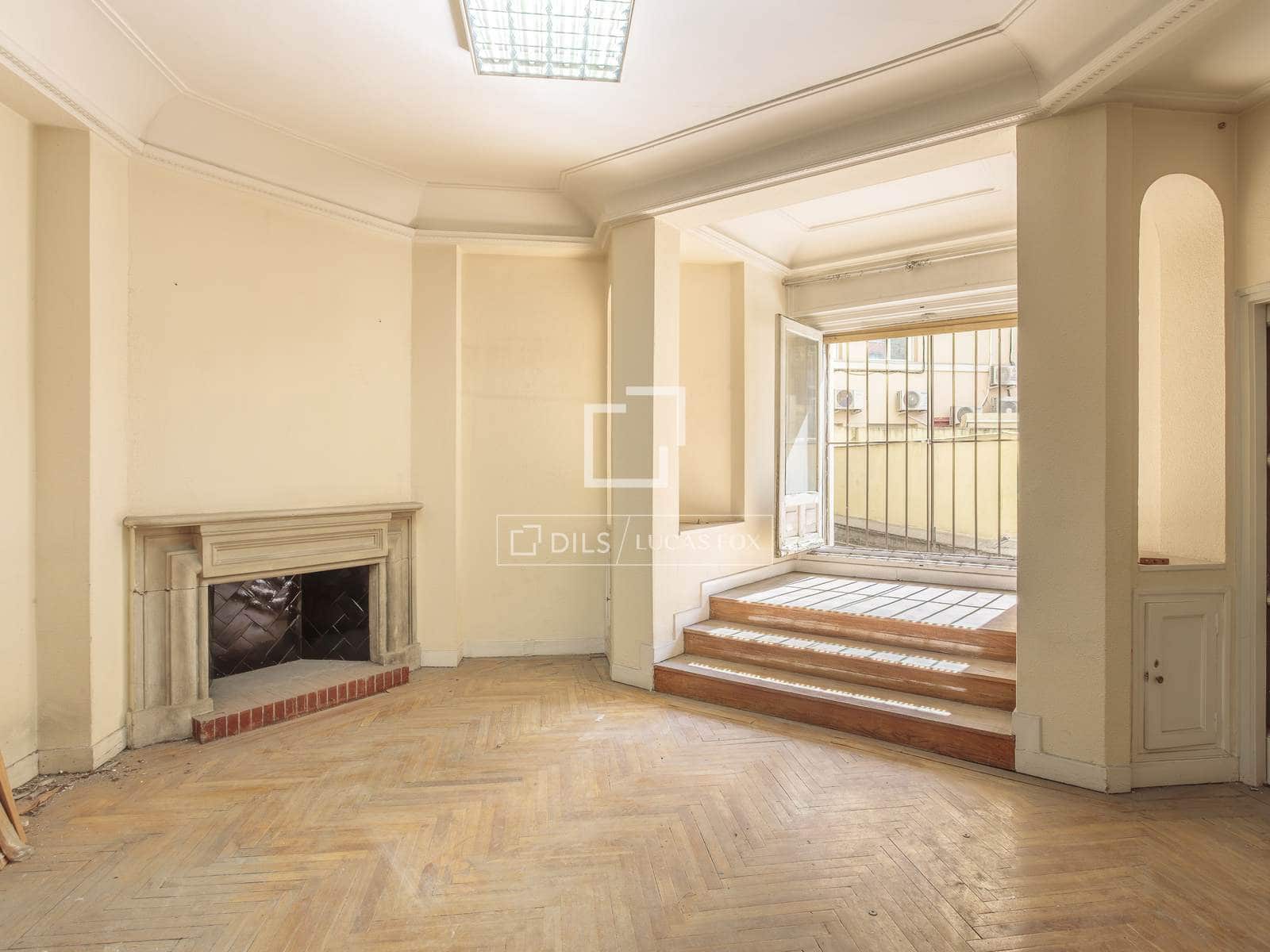 3 makuuhuone Huoneisto myytävänä paikassa Madrid kaupunki - 2 975 000 € (Ref: 9720805)