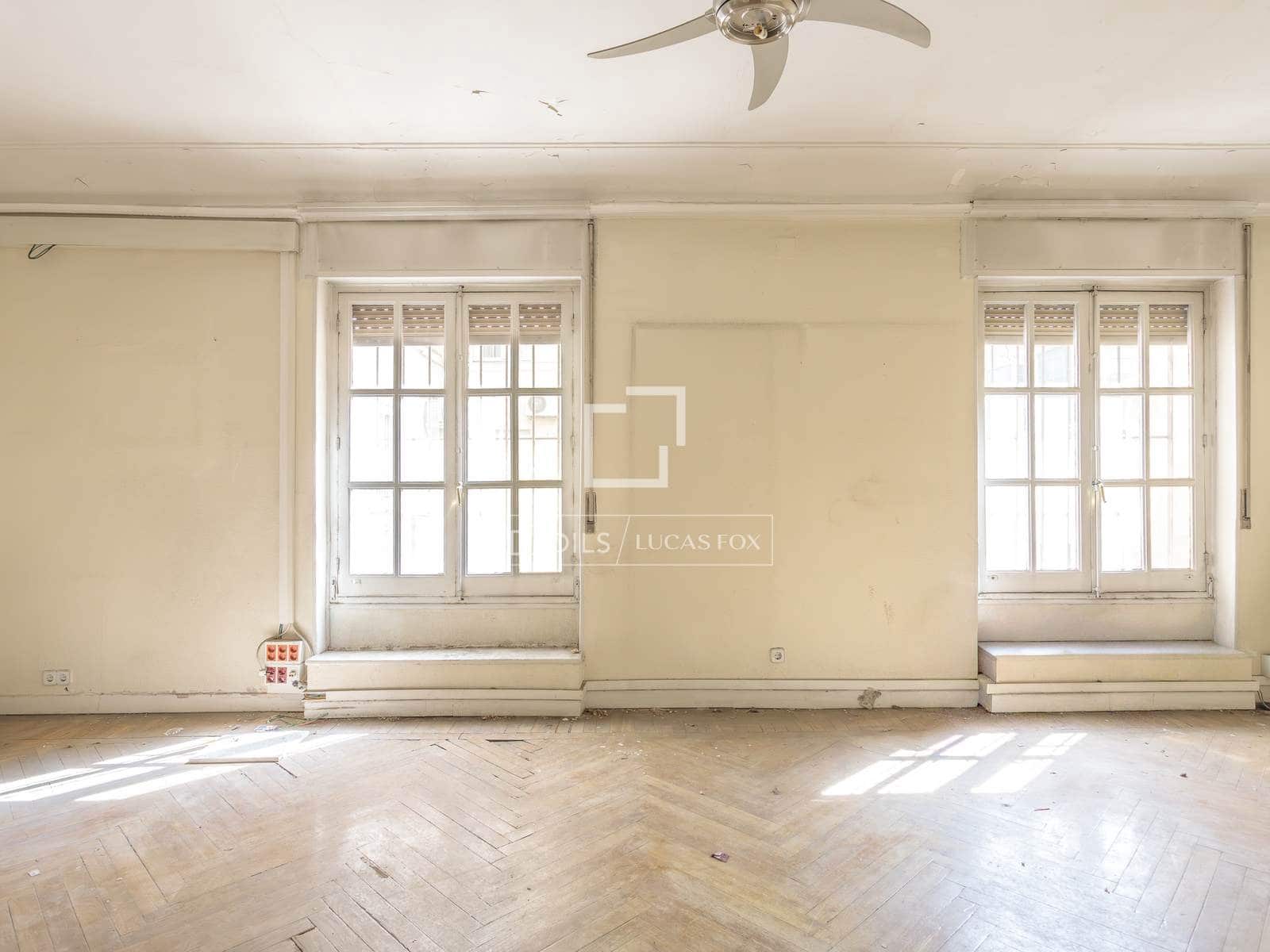 3 makuuhuone Huoneisto myytävänä paikassa Madrid kaupunki - 2 975 000 € (Ref: 9720805)