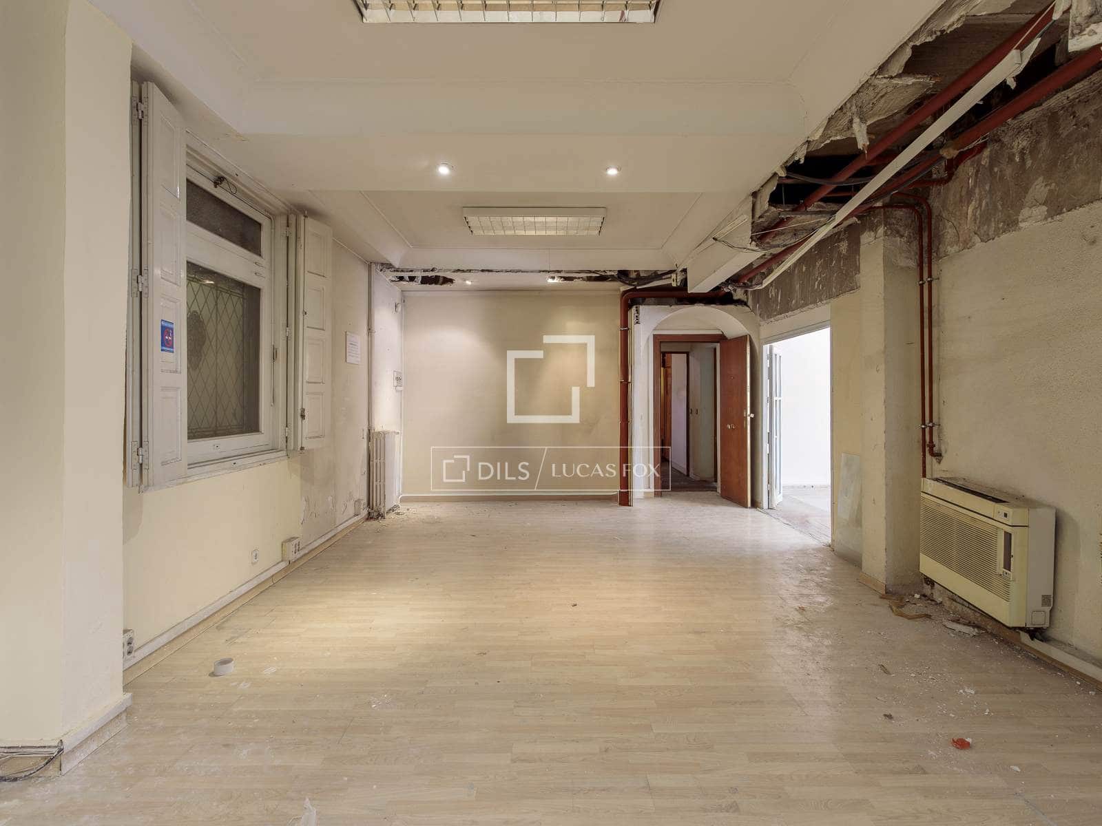 3 makuuhuone Huoneisto myytävänä paikassa Madrid kaupunki - 2 975 000 € (Ref: 9720805)