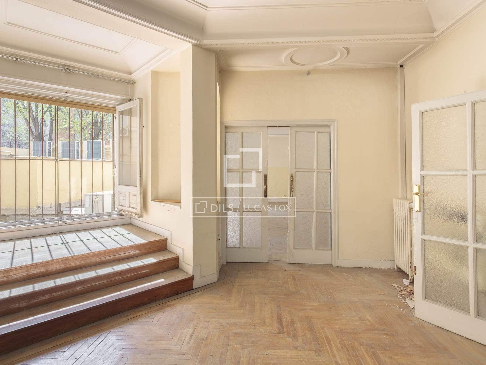 3 makuuhuone Huoneisto myytävänä paikassa Madrid kaupunki - 2 975 000 € (Ref: 9720805)