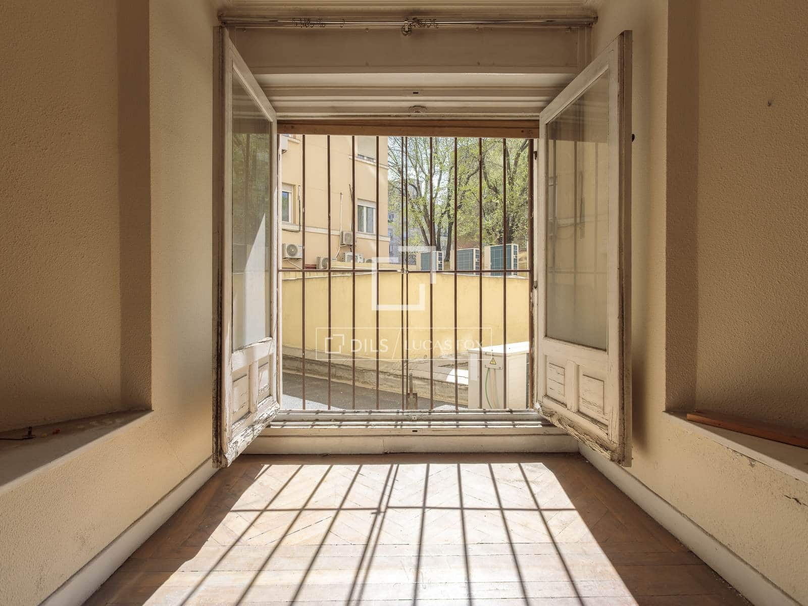 3 makuuhuone Huoneisto myytävänä paikassa Madrid kaupunki - 2 975 000 € (Ref: 9720805)