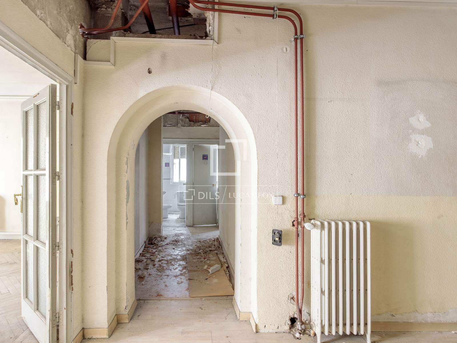 3 makuuhuone Huoneisto myytävänä paikassa Madrid kaupunki - 2 975 000 € (Ref: 9720805)