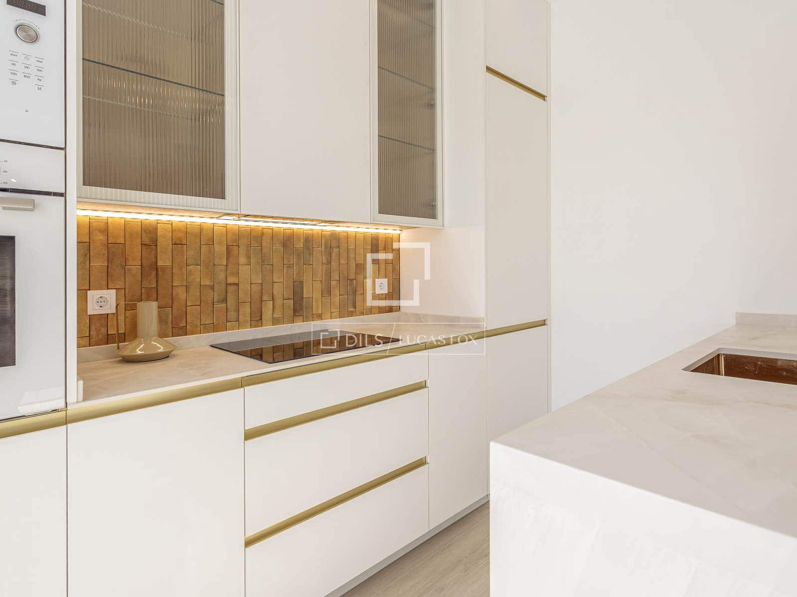 2 slaapkamer Penthouse te koop in Madrid stad - € 1.965.000 (Ref: 9720806)