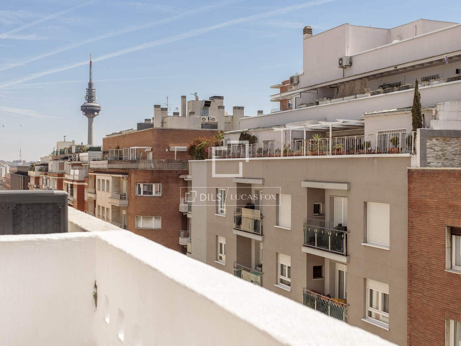 2 slaapkamer Penthouse te koop in Madrid stad - € 1.965.000 (Ref: 9720806)