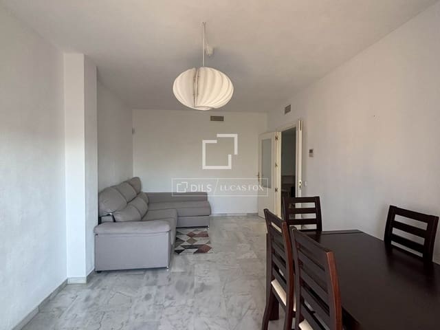 2 bedroom Apartment for sale in Estepona with pool - € 399,000 (Ref: 9720809)