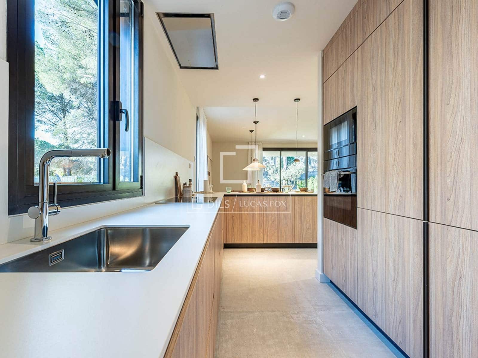 4 makuuhuone Huvila myytävänä paikassa Salou mukana uima-altaan 
autotalli - 1 250 000 € (Ref: 9720810)