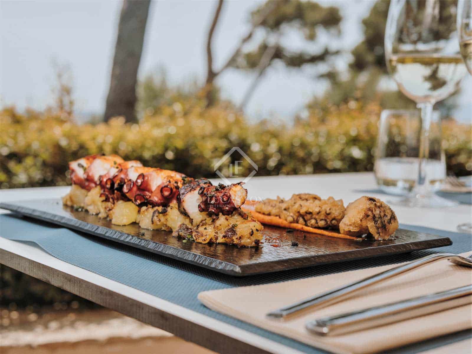 4 makuuhuone Huvila myytävänä paikassa Salou mukana uima-altaan 
autotalli - 1 250 000 € (Ref: 9720810)