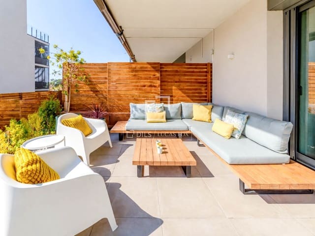 3 quarto Apartamento para venda em Sitges com piscina garagem - 990 000 € (Ref: 9723488)