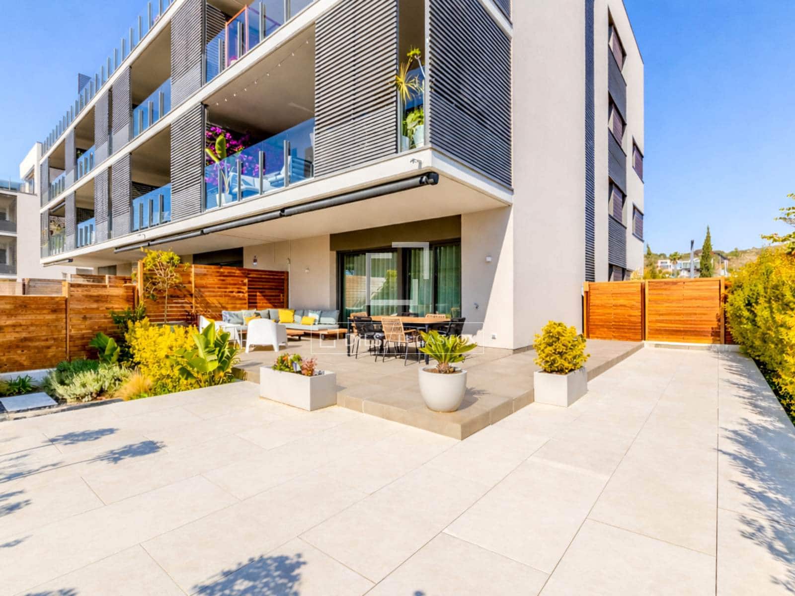 3 bedroom Apartment for sale in Sitges with pool garage - € 1,020,000 (Ref: 9723488)