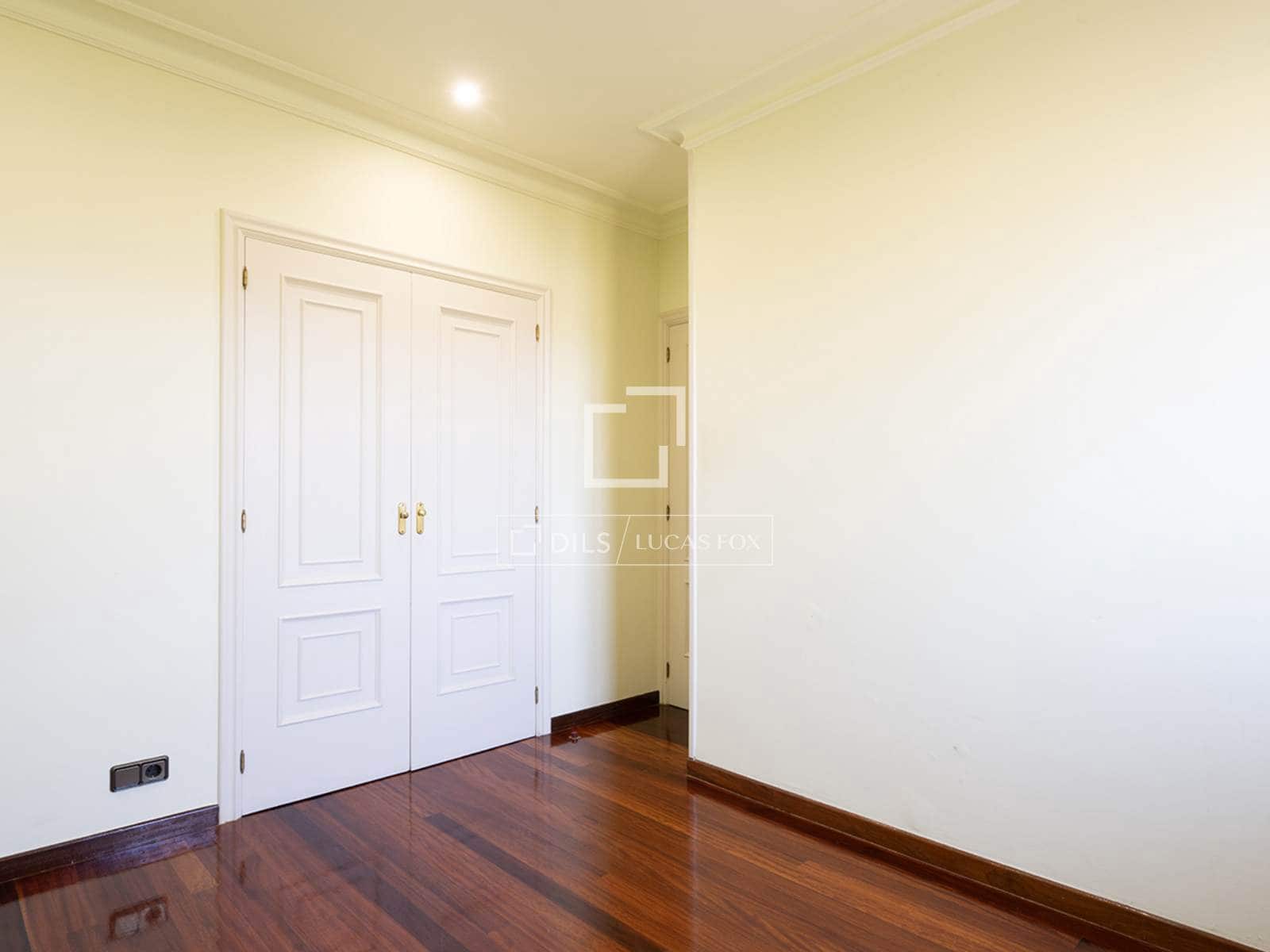 4 bedroom Villa for sale in Sanxenxo with pool garage - € 1,945,000 (Ref: 9723489)