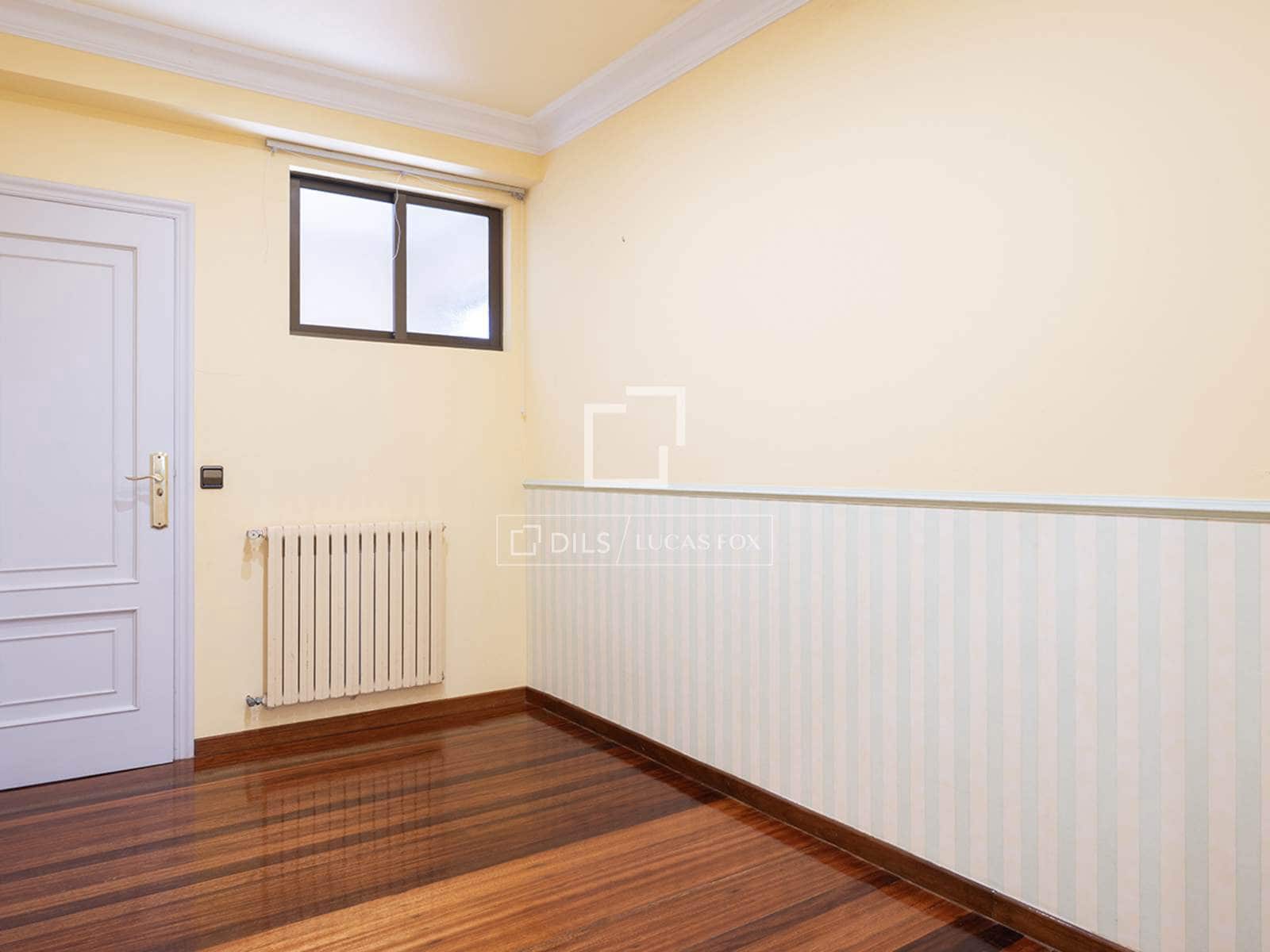 4 bedroom Villa for sale in Sanxenxo with pool garage - € 1,945,000 (Ref: 9723489)