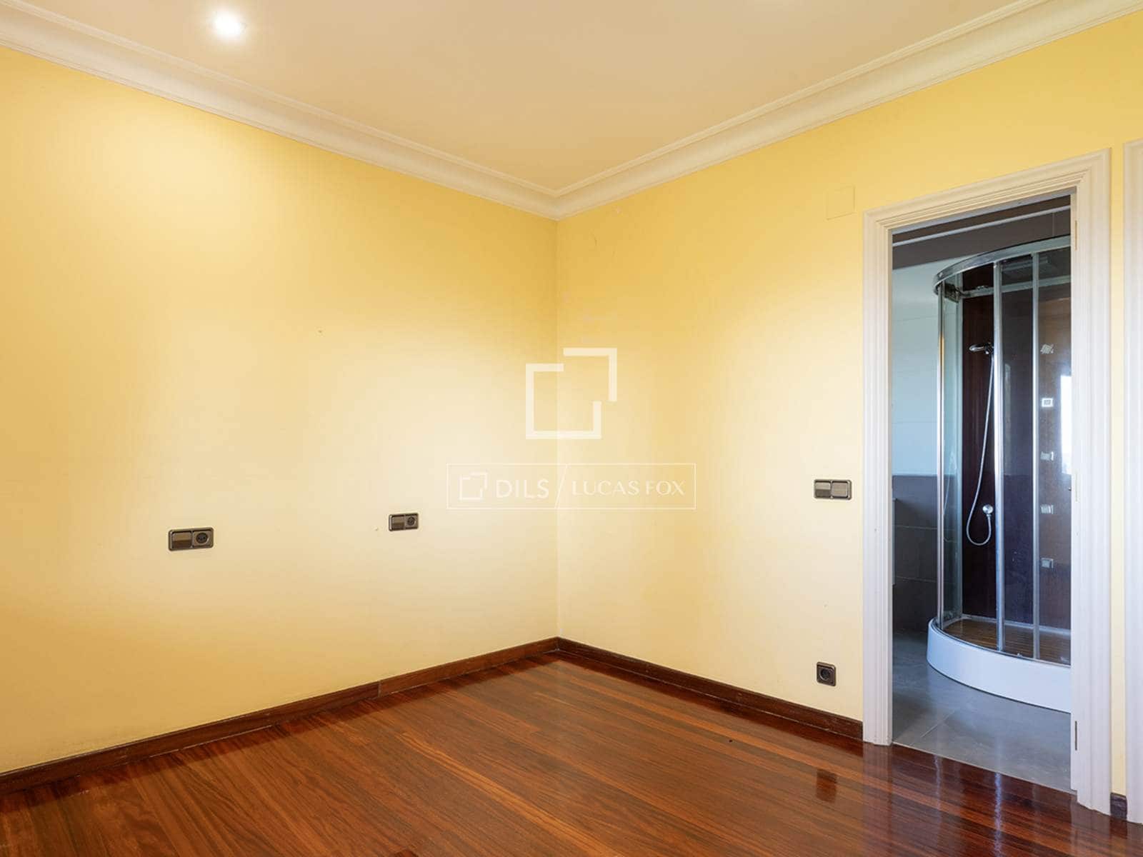 4 bedroom Villa for sale in Sanxenxo with pool garage - € 1,945,000 (Ref: 9723489)