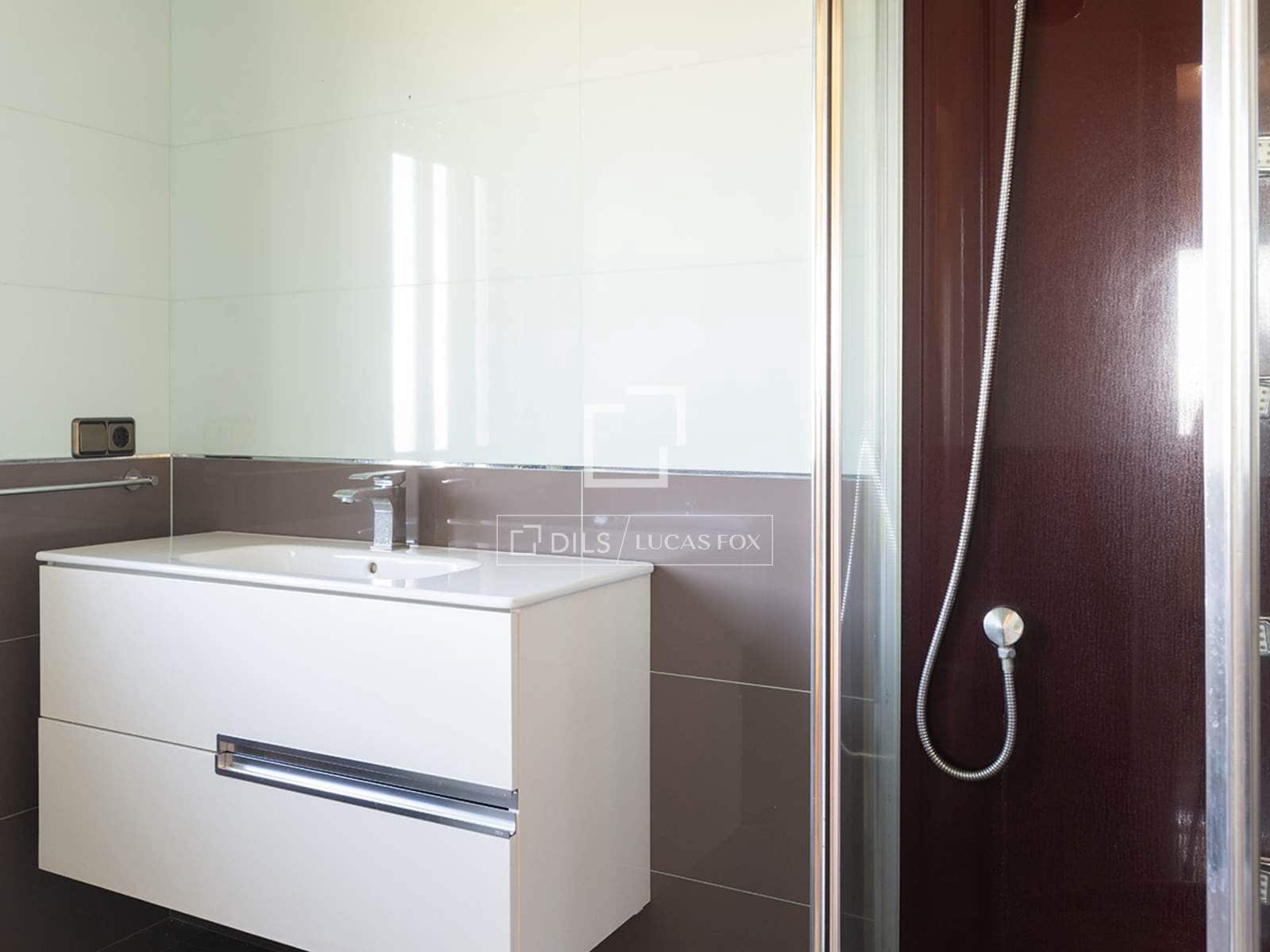 4 bedroom Villa for sale in Sanxenxo with pool garage - € 1,945,000 (Ref: 9723489)