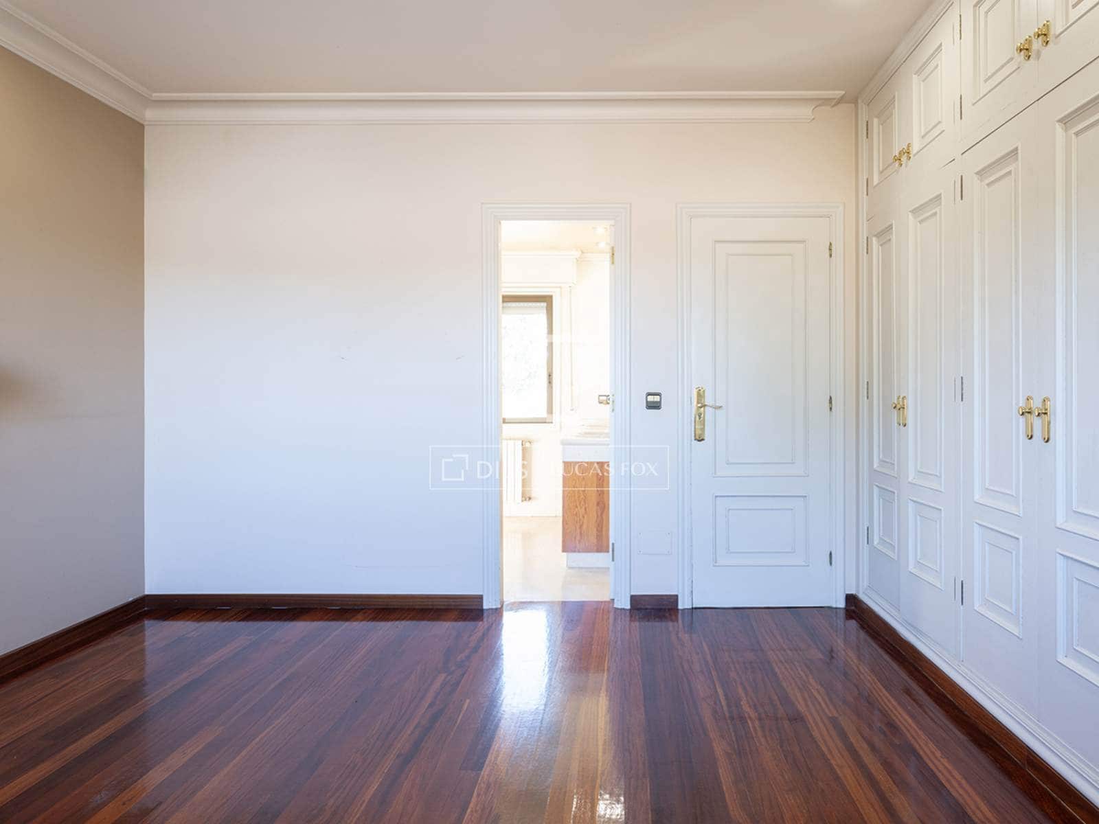 4 bedroom Villa for sale in Sanxenxo with pool garage - € 1,945,000 (Ref: 9723489)