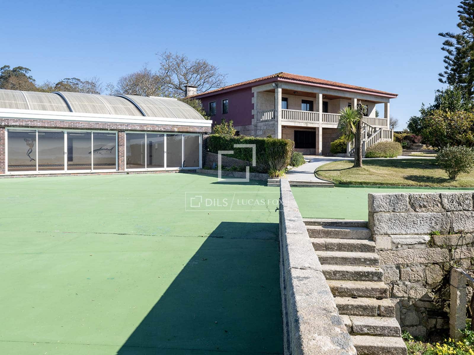 4 bedroom Villa for sale in Sanxenxo with pool garage - € 1,945,000 (Ref: 9723489)