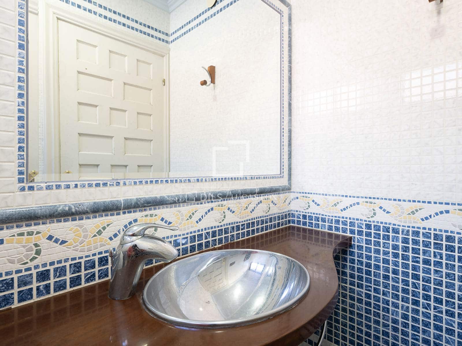 4 bedroom Villa for sale in Sanxenxo with pool garage - € 1,945,000 (Ref: 9723489)