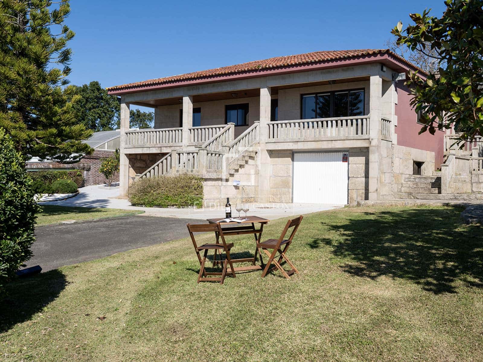 4 bedroom Villa for sale in Sanxenxo with pool garage - € 1,945,000 (Ref: 9723489)