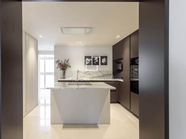 Apartamento de 3 habitaciones en Recoletos, Madrid ciudad en venta con garaje - 4.200.000 € (Ref: 9723819)