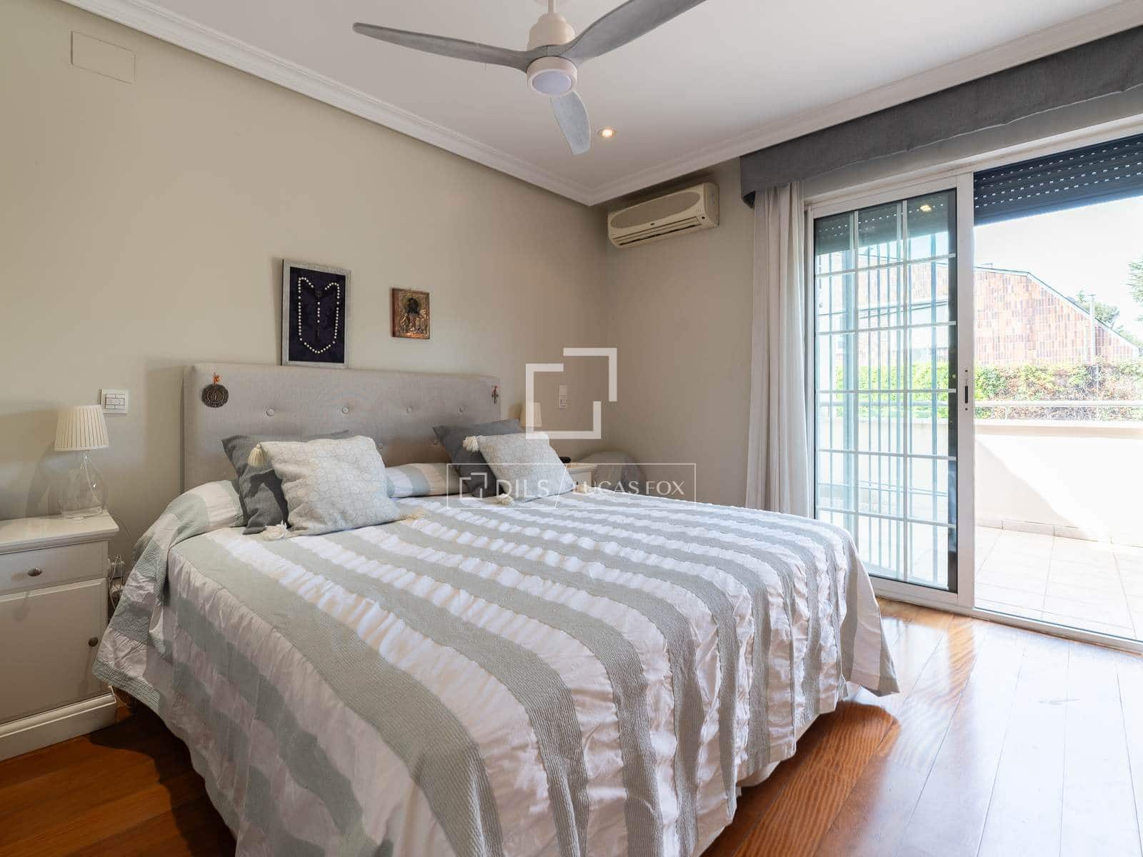 7 bedroom Villa for sale in Madrid city with pool garage - € 2,650,000 (Ref: 9723820)