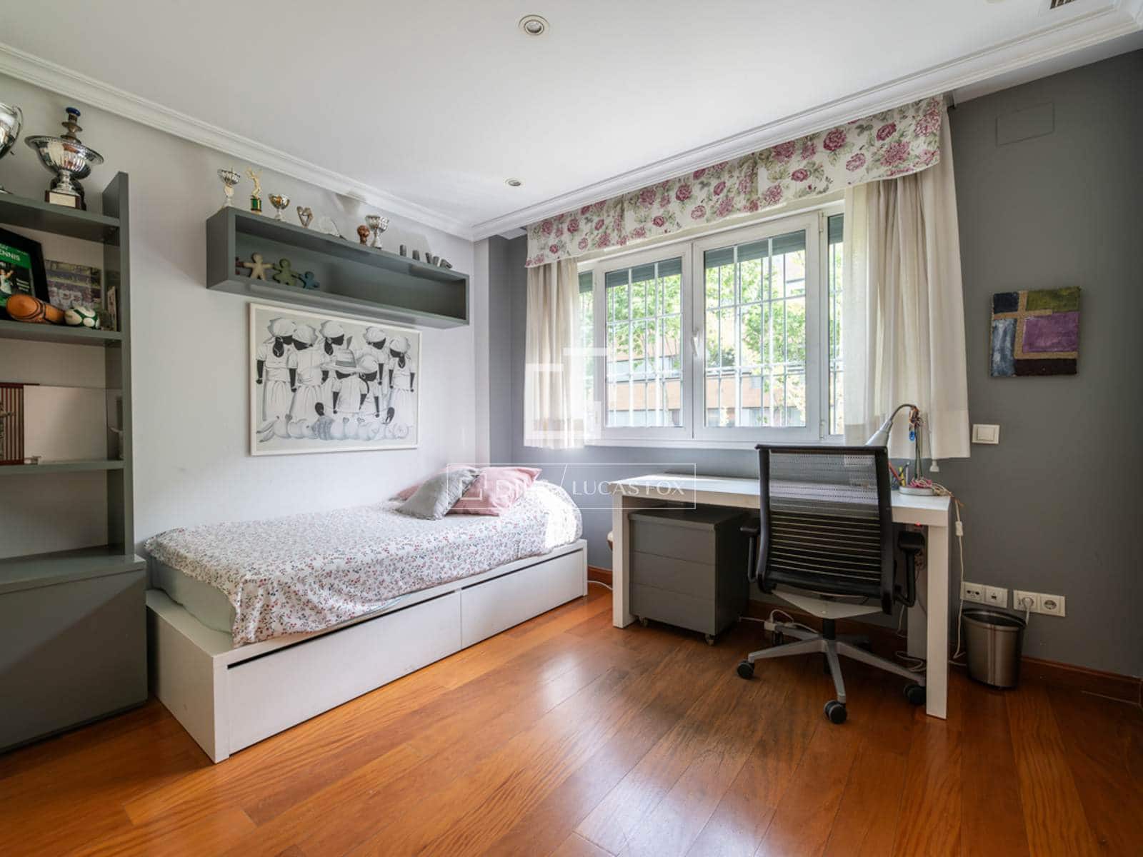 7 bedroom Villa for sale in Madrid city with pool garage - € 2,650,000 (Ref: 9723820)