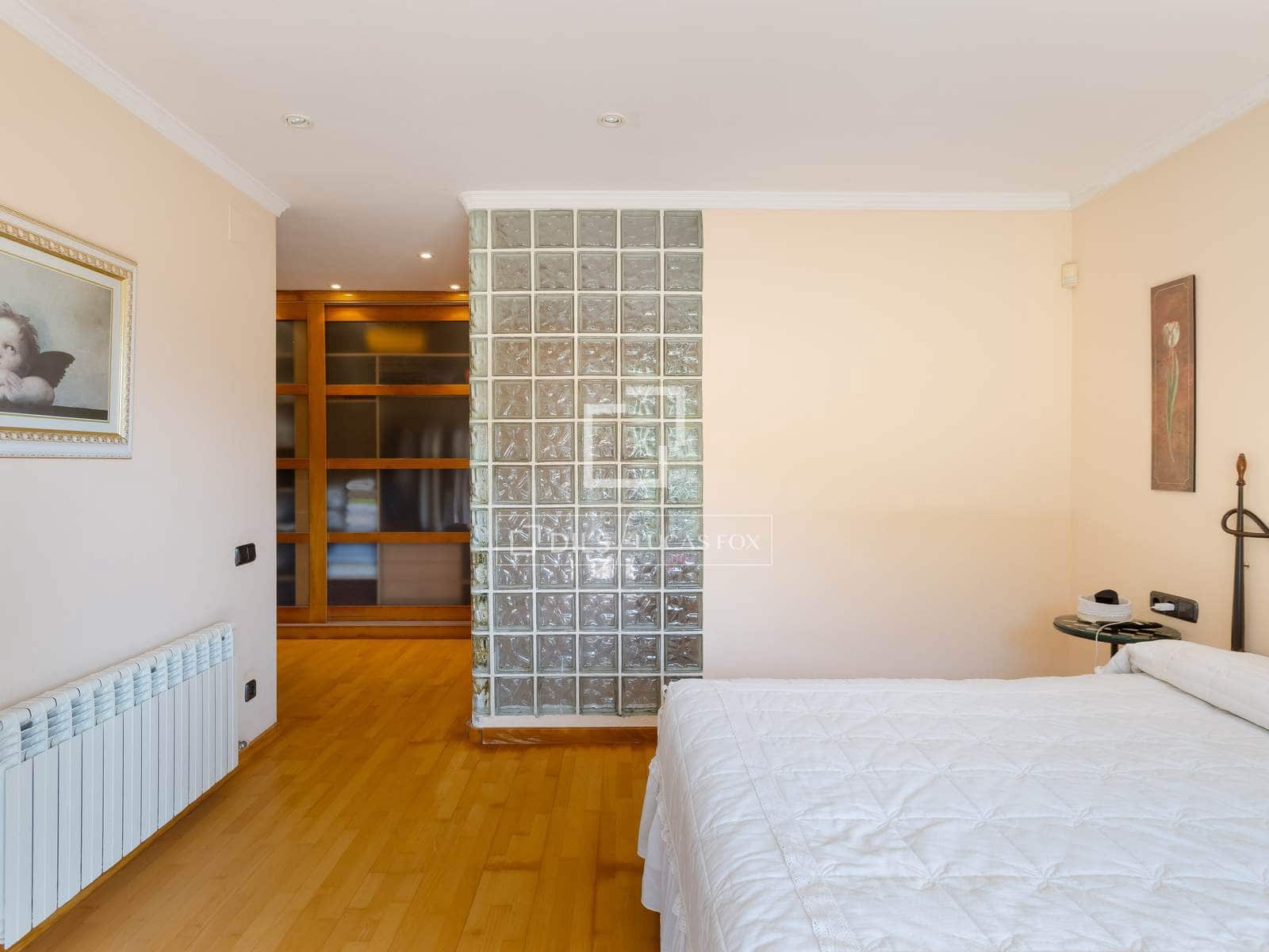 4 slaapkamer Villa te koop in Premia de Dalt met garage - € 850.000 (Ref: 9724962)