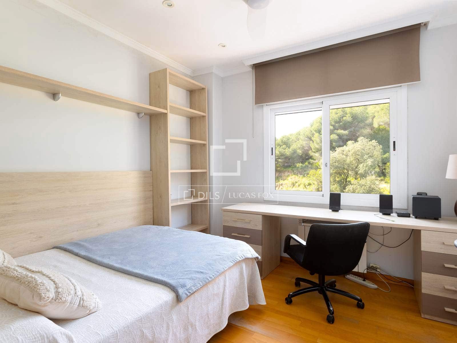 4 slaapkamer Villa te koop in Premia de Dalt met garage - € 850.000 (Ref: 9724962)