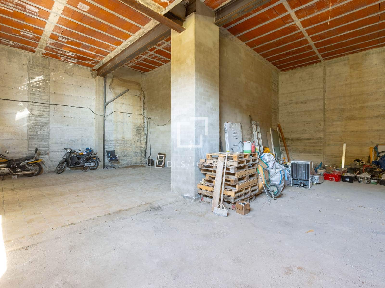 4 slaapkamer Villa te koop in Premia de Dalt met garage - € 850.000 (Ref: 9724962)