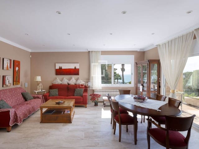 4 bedroom Villa for sale in Premià de Dalt with garage - € 850,000 (Ref: 9724962)