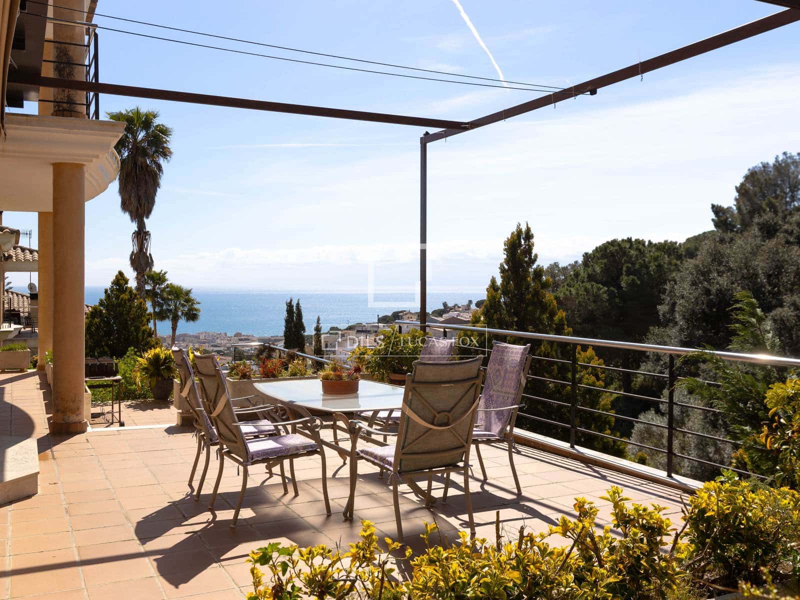 4 slaapkamer Villa te koop in Premia de Dalt met garage - € 850.000 (Ref: 9724962)