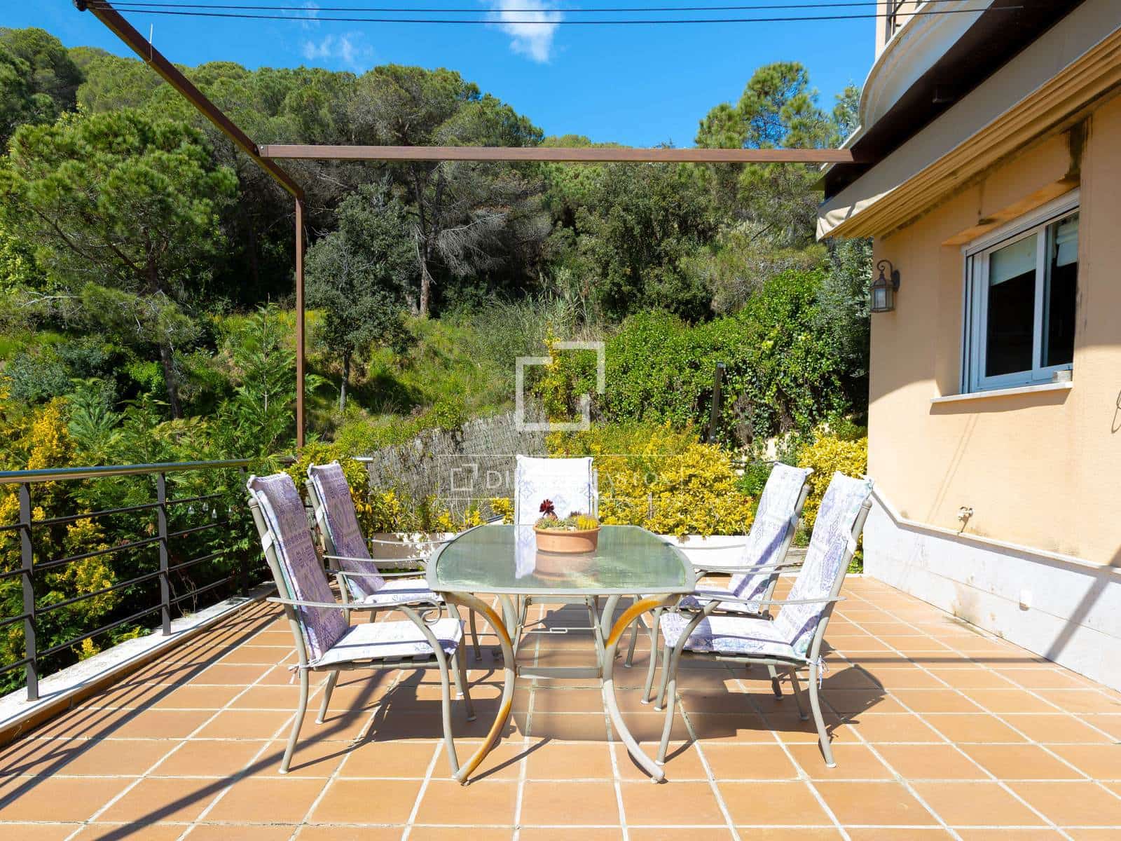 4 slaapkamer Villa te koop in Premia de Dalt met garage - € 850.000 (Ref: 9724962)