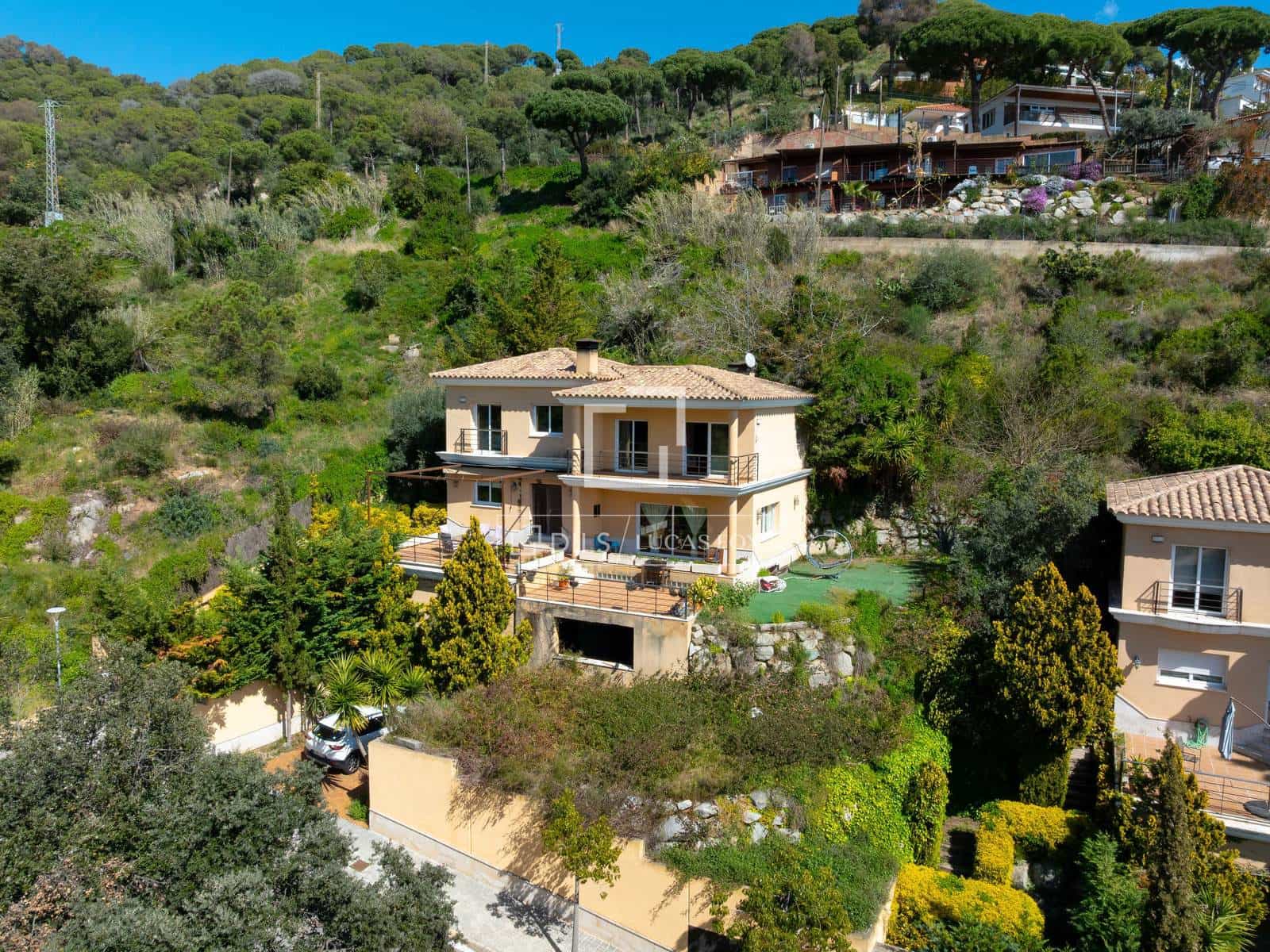 4 slaapkamer Villa te koop in Premia de Dalt met garage - € 850.000 (Ref: 9724962)