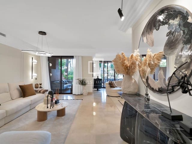 3 chambre Appartement à vendre à Puerto Banus, Marbella avec piscine garage - 1 550 000 € (Ref: 9725106)