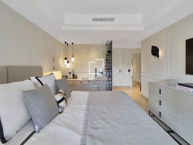 3 chambre Appartement à vendre à Puerto Banus, Marbella avec piscine garage - 1 550 000 € (Ref: 9725106)