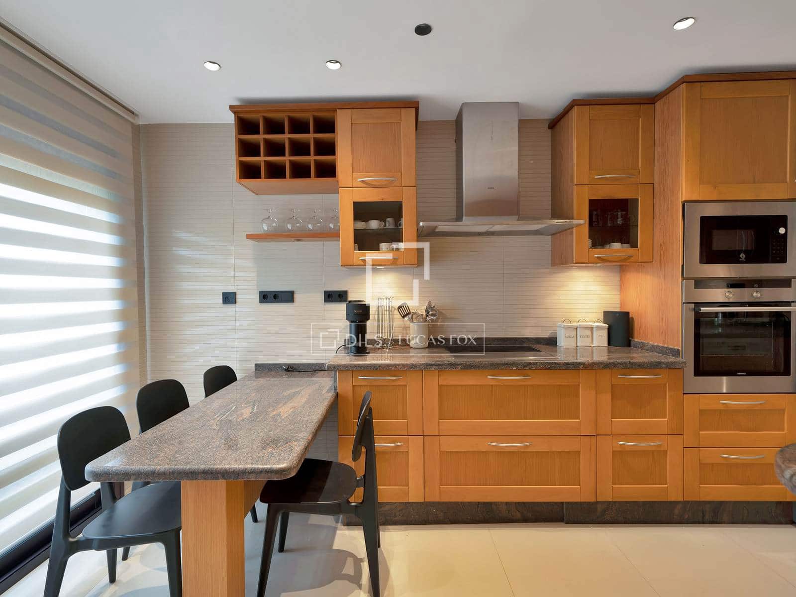 3 chambre Appartement à vendre à Puerto Banus avec piscine garage - 1 550 000 € (Ref: 9725106)