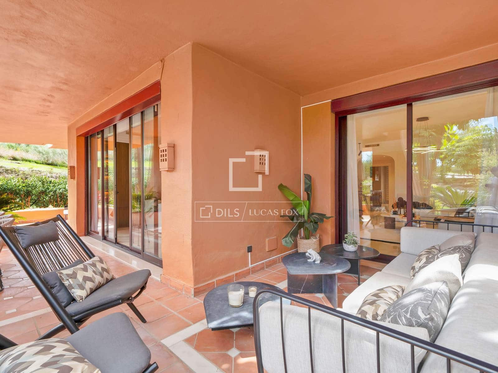 3 chambre Appartement à vendre à Puerto Banus avec piscine garage - 1 550 000 € (Ref: 9725106)