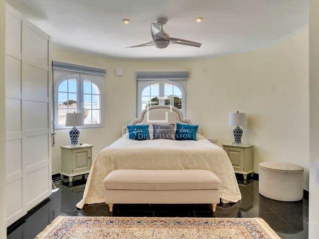 4 soveværelse Villa til salg i Moraira, Teulada-Moraira med swimmingpool garage - € 1.190.000 (Ref: 9726199)