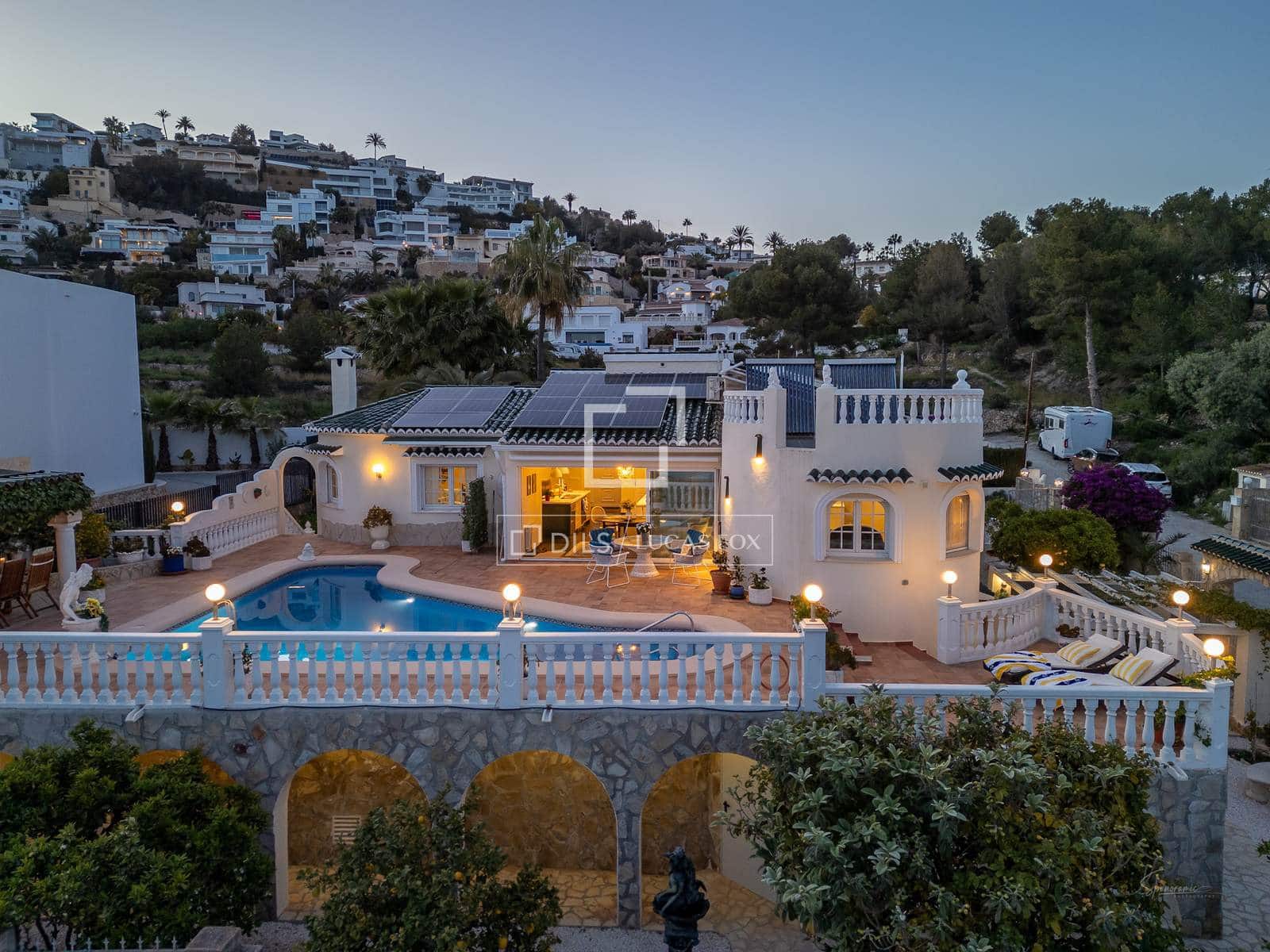 4 soveværelse Villa til salg i Moraira med swimmingpool garage - € 1.190.000 (Ref: 9726199)