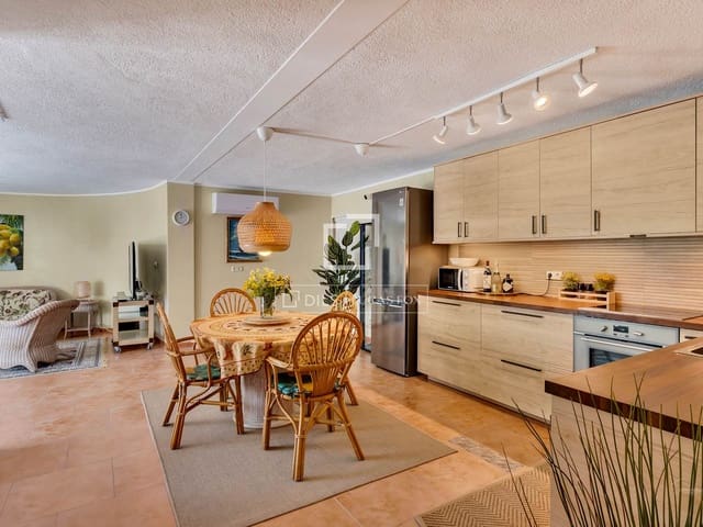 4 soveværelse Villa til salg i Moraira, Teulada-Moraira med swimmingpool garage - € 1.190.000 (Ref: 9726199)