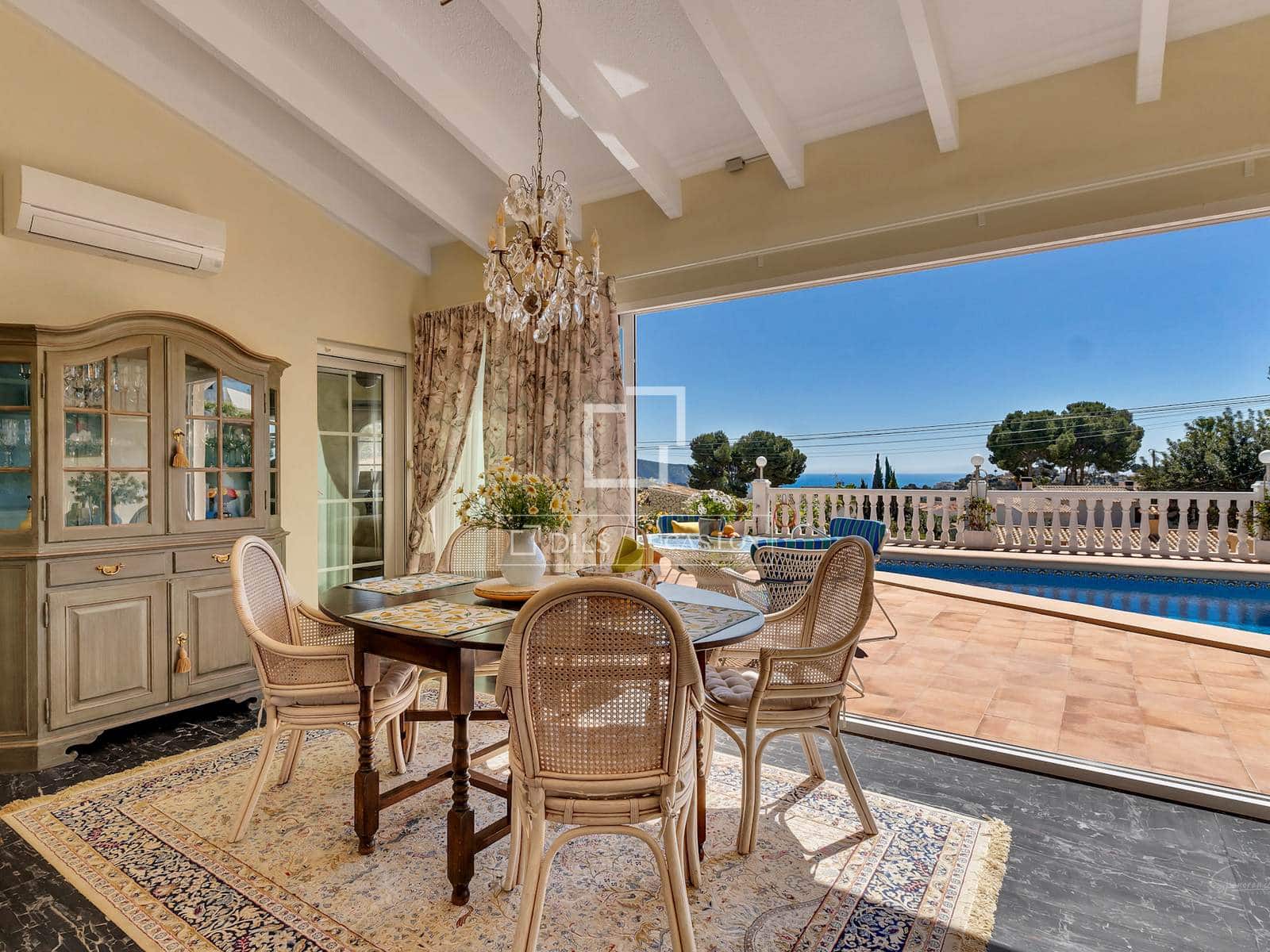 4 soveværelse Villa til salg i Moraira med swimmingpool garage - € 1.190.000 (Ref: 9726199)