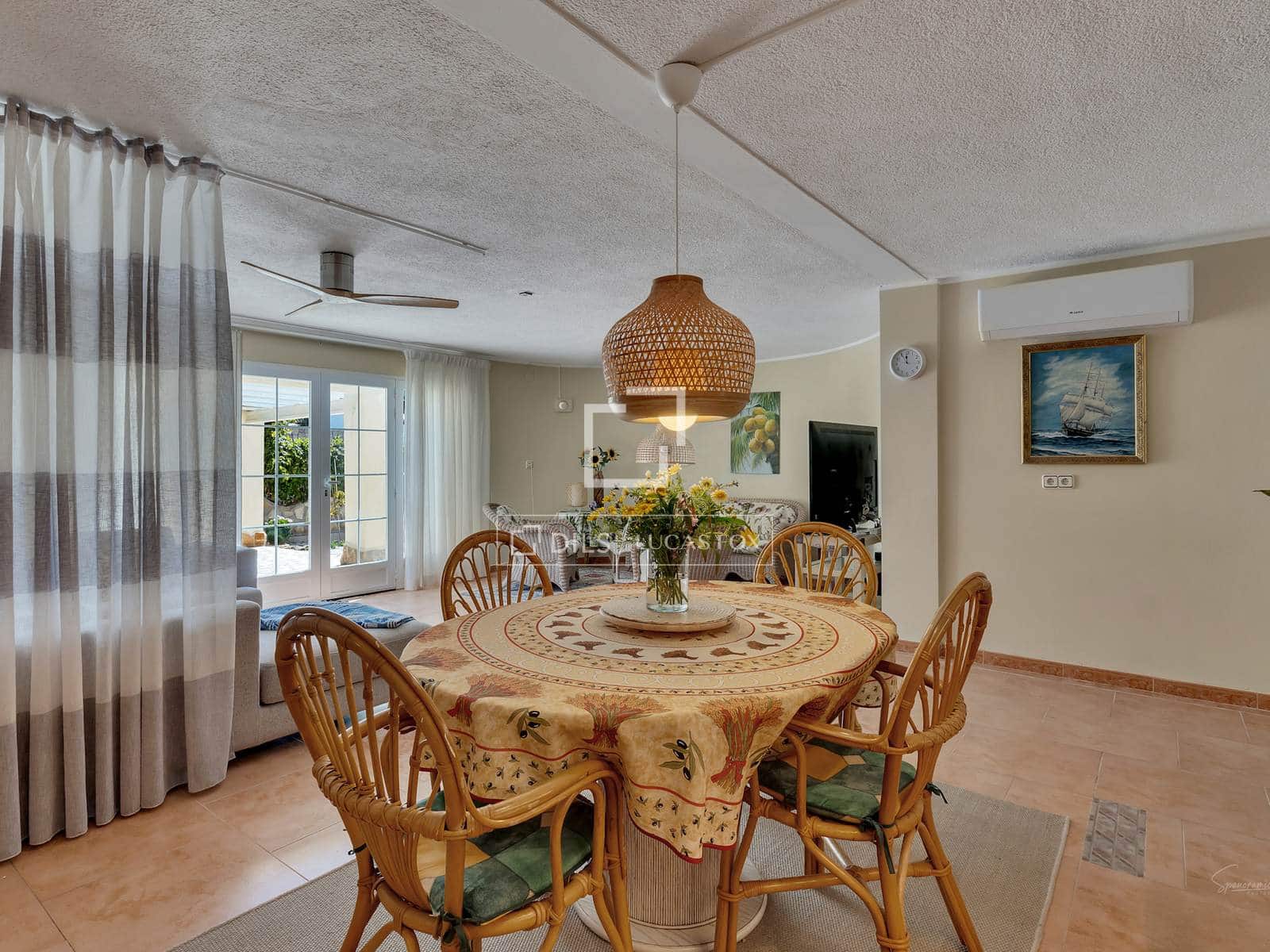 4 soveværelse Villa til salg i Moraira med swimmingpool garage - € 1.190.000 (Ref: 9726199)