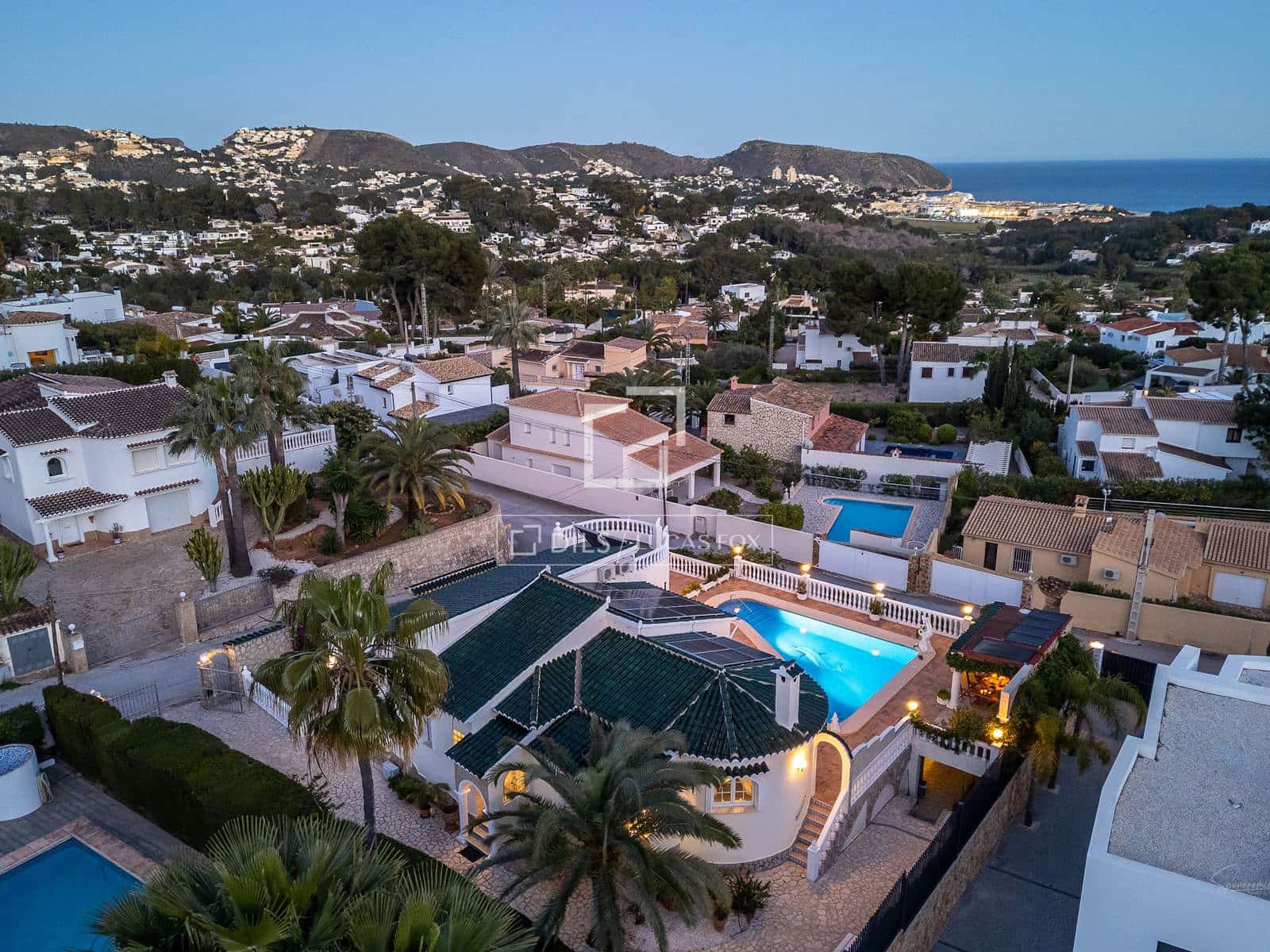 4 soveværelse Villa til salg i Moraira med swimmingpool garage - € 1.190.000 (Ref: 9726199)