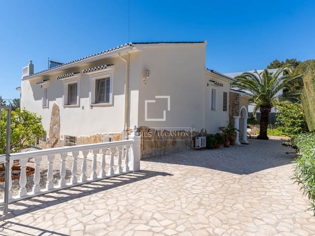 4 soveværelse Villa til salg i Moraira, Teulada-Moraira med swimmingpool garage - € 1.190.000 (Ref: 9726199)