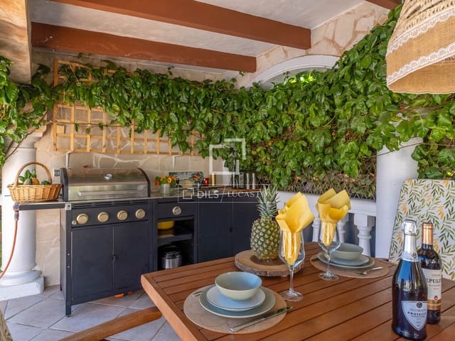 4 soveværelse Villa til salg i Moraira, Teulada-Moraira med swimmingpool garage - € 1.190.000 (Ref: 9726199)