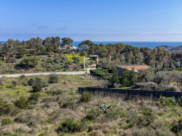 Chalet de 5 habitaciones en Cadaqués en venta con piscina garaje - 3.790.000 € (Ref: 9726200)