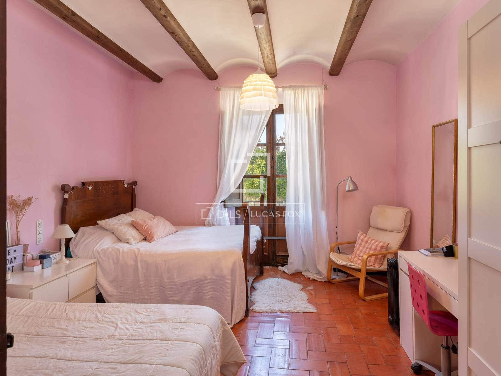 8 bedroom Finca/Country House for sale in Fontcoberta with pool garage - € 1,200,000 (Ref: 9727558)