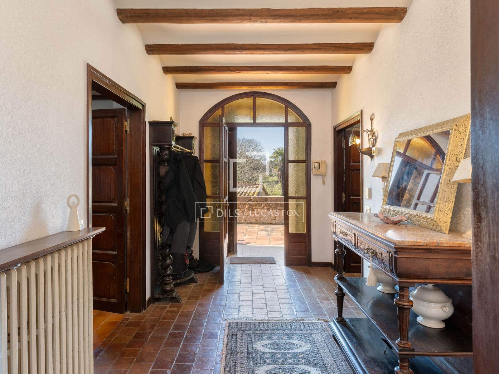 8 bedroom Finca/Country House for sale in Fontcoberta with pool garage - € 1,200,000 (Ref: 9727558)