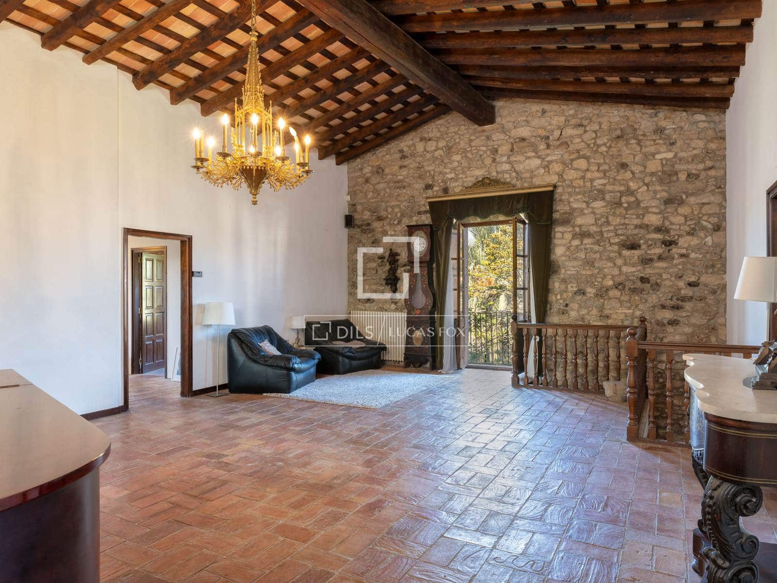 8 bedroom Finca/Country House for sale in Fontcoberta with pool garage - € 1,200,000 (Ref: 9727558)