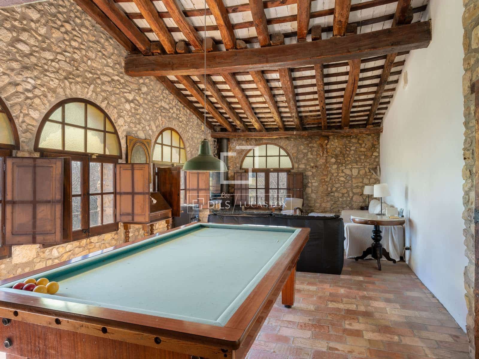 8 bedroom Finca/Country House for sale in Fontcoberta with pool garage - € 1,200,000 (Ref: 9727558)