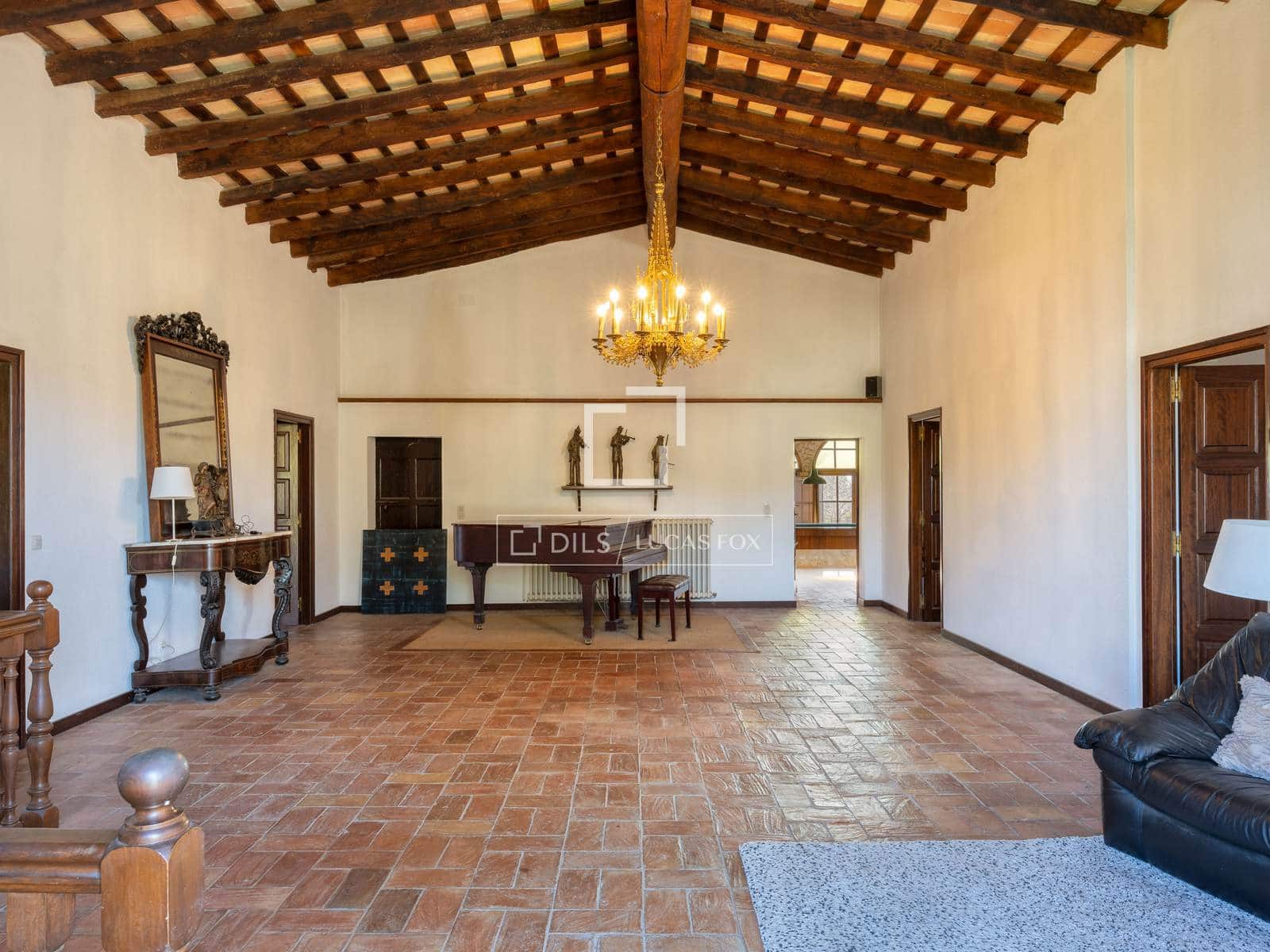 8 bedroom Finca/Country House for sale in Fontcoberta with pool garage - € 1,200,000 (Ref: 9727558)