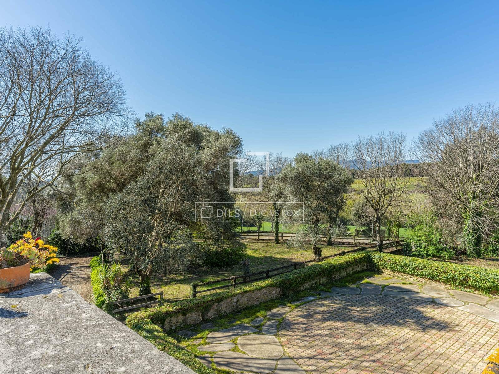8 bedroom Finca/Country House for sale in Fontcoberta with pool garage - € 1,200,000 (Ref: 9727558)